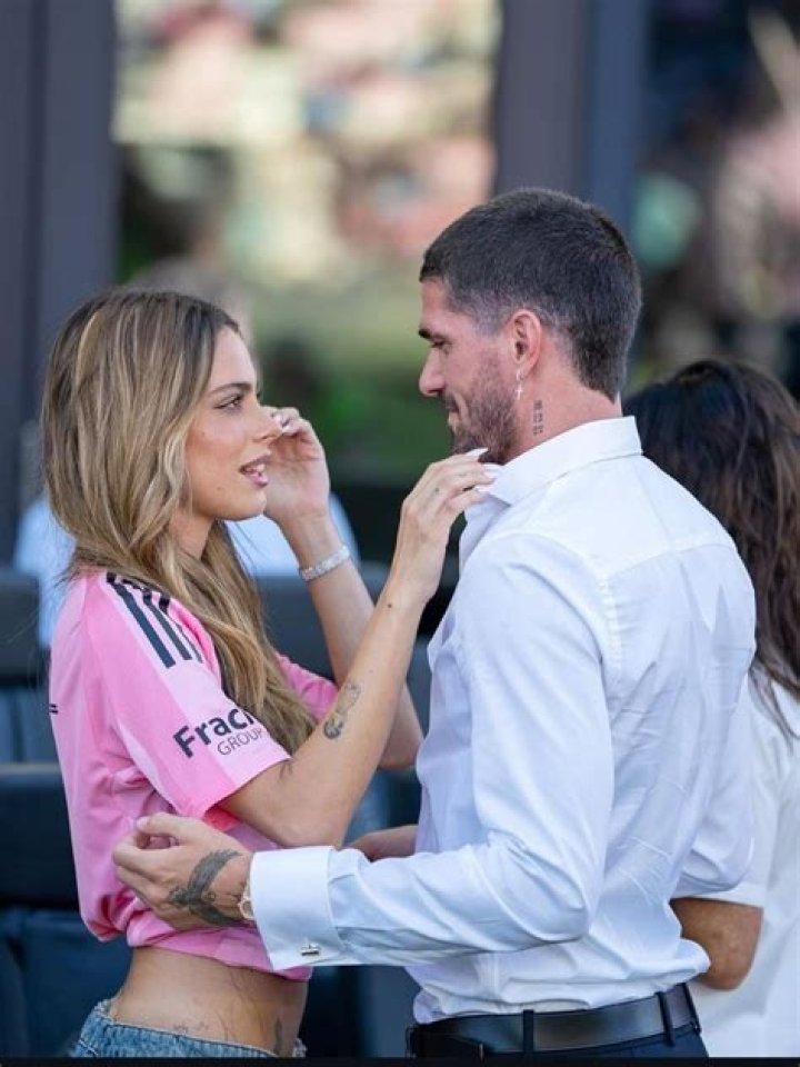 Who is Rodrigo De Paul's Baby Mama? Unpacking a Public Relationship